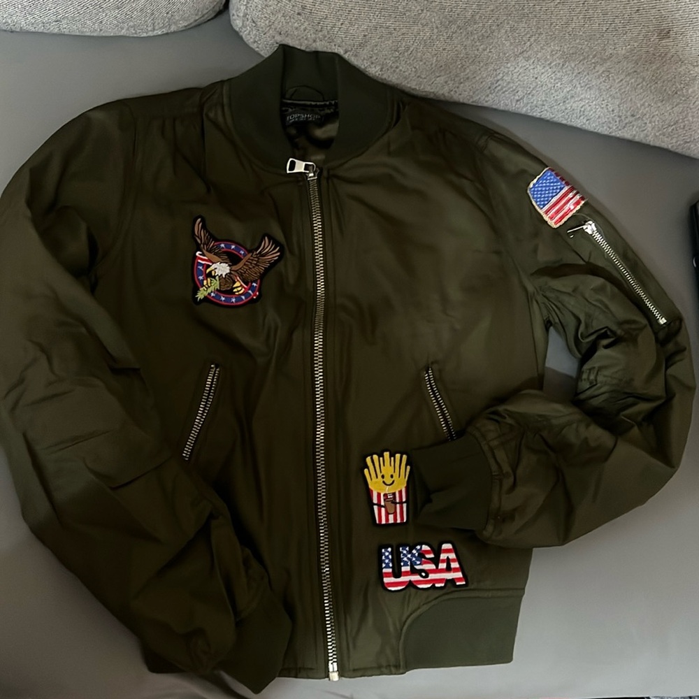 Bomber jacket